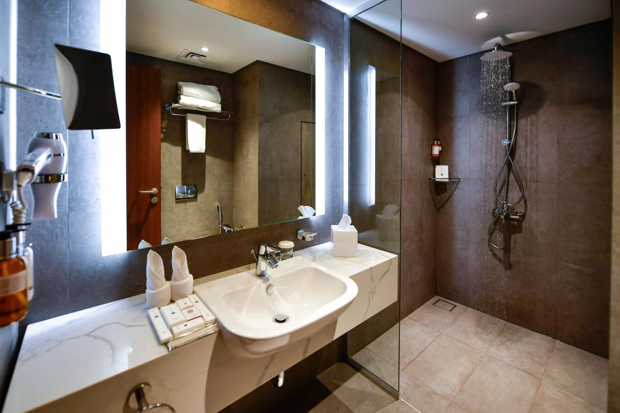 Comfort Hotel Riyadh Olaya Экстерьер фото